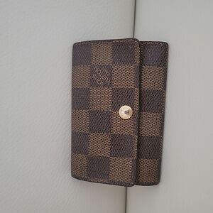 Authentic Louis Vuitton Damier Key Pouch checkered pattern w Gold Button
